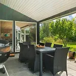 Сasa de vacaciones Awesome In With Sauna Ebeltoft