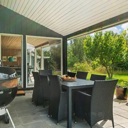 Casa vacanze Awesome In With Sauna Ebeltoft