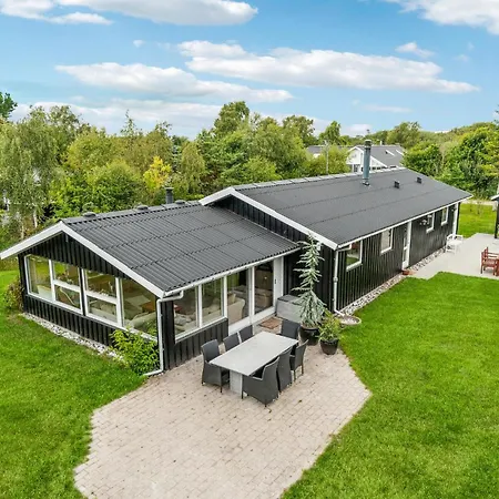 Casa vacanze Awesome In With Sauna