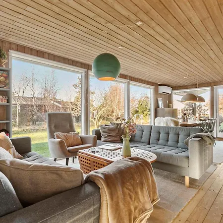 Awesome In With Sauna Casa vacanze Ebeltoft