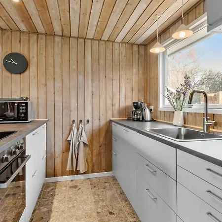 Casa vacanze Awesome In With Sauna Ebeltoft